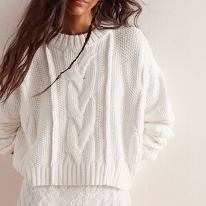 We the free in a daze pullover